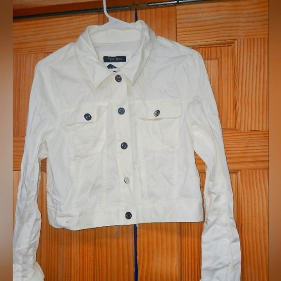 White House Black Market Jackets & Blazers - WHITE HOUSE BLACK MARKET WHITE JEANS JACKET LADIES 12 LACES UP BACK $138